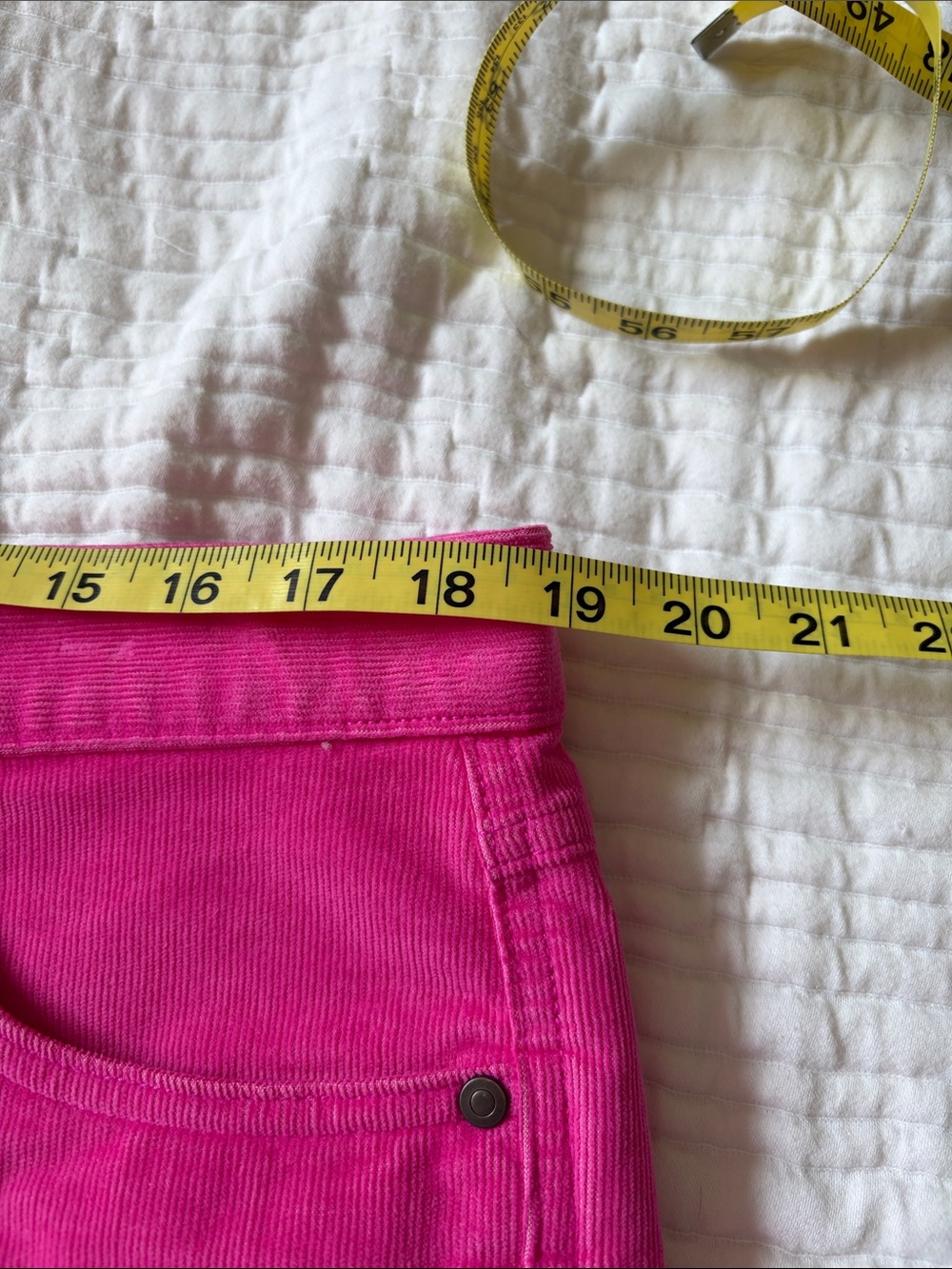 Carve Designs Bright Pink Women's Corduroy Shorts- 6” inseam. Like new. - Picture 7 of 9